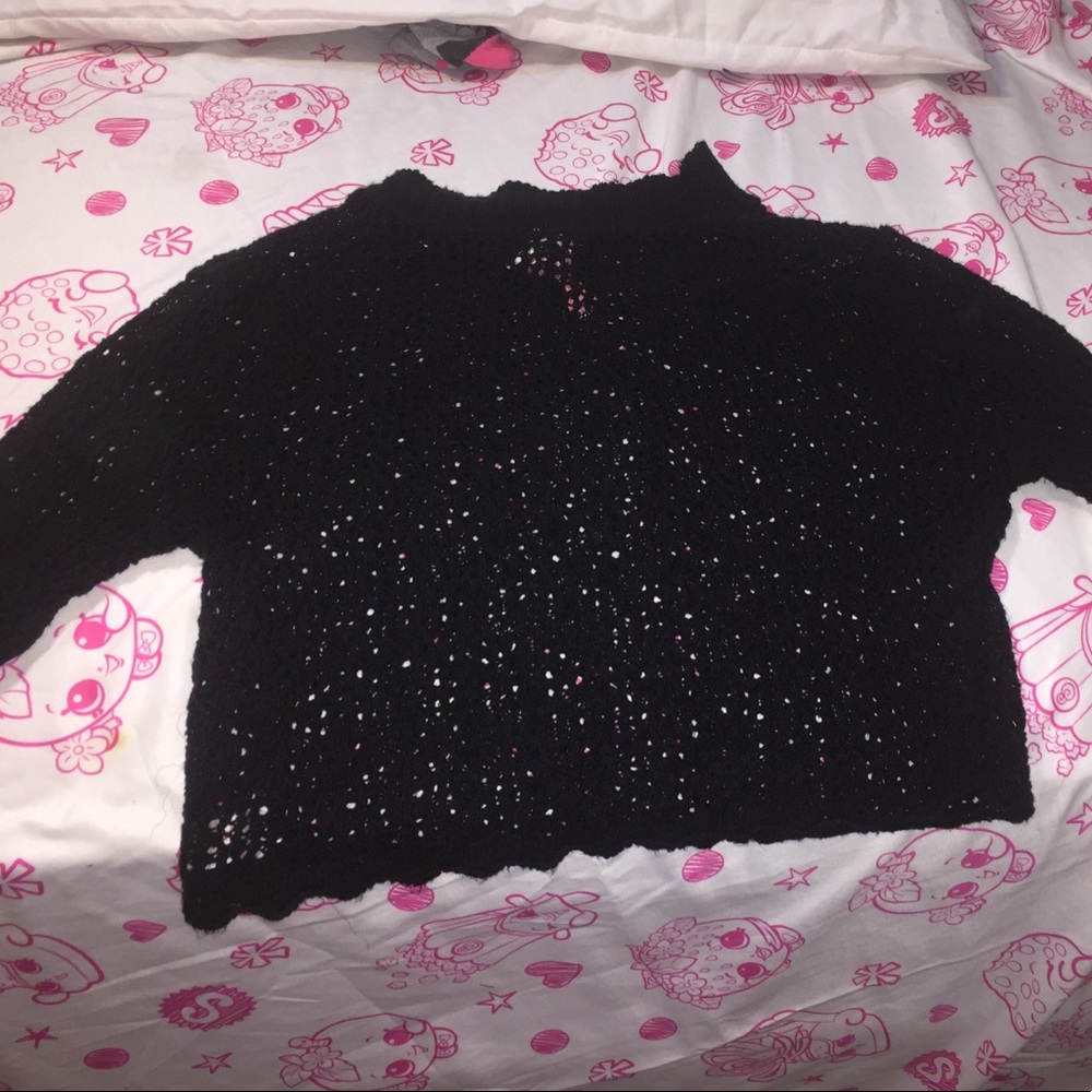 Black cropped sweater ❤️❤️❤️